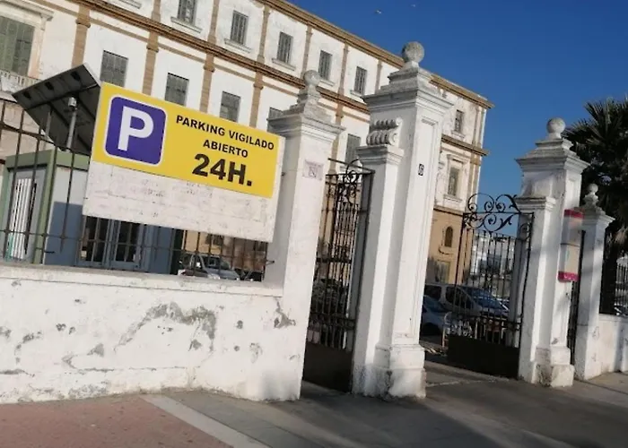 Apartamento El Tanguillo Little Apartments